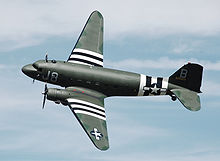 220px-Douglas_c47-a_skytrain_n1944a_cotswoldairshow_2010_arp