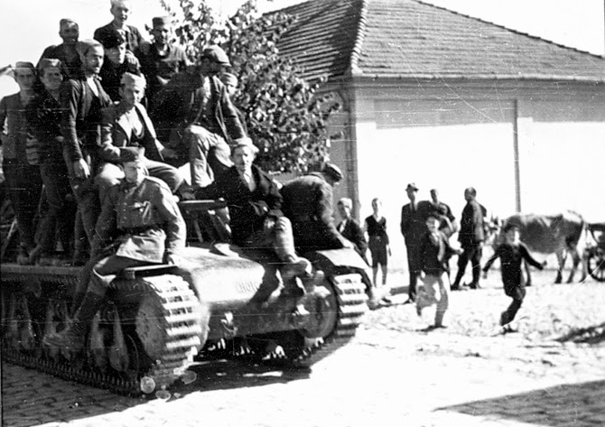 Chetniks on the Tank - Čačak 1941