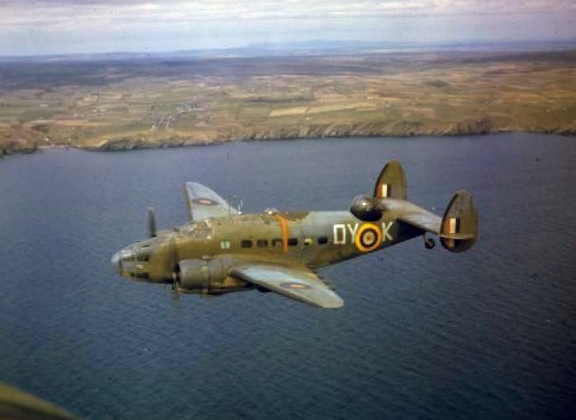 Hudson_V_48_Sqn_RAF_in_flight_1942